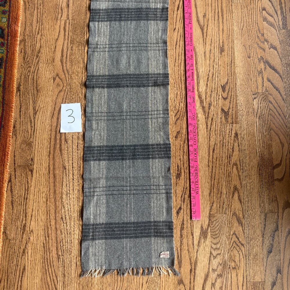 Mackintosh cashmere scarf